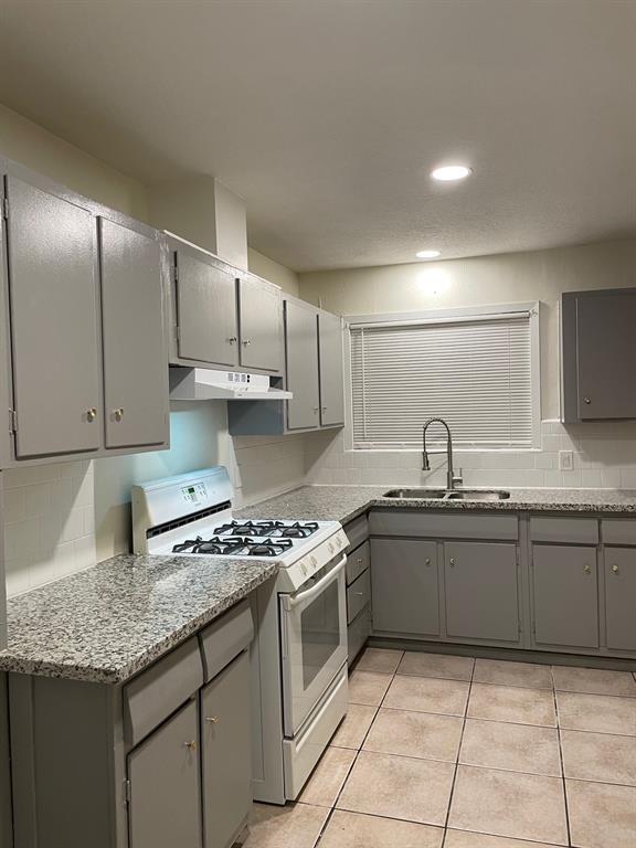 Building Photo - 4322 Tavenor Ln