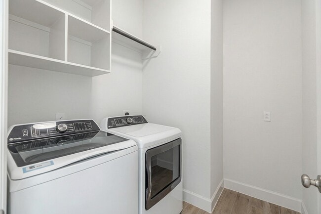 Building Photo - 1151 Beals Crk St