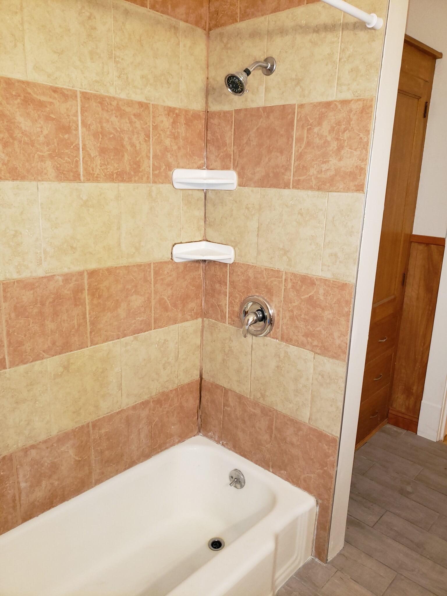 Building Photo - 417 5th Ave SE