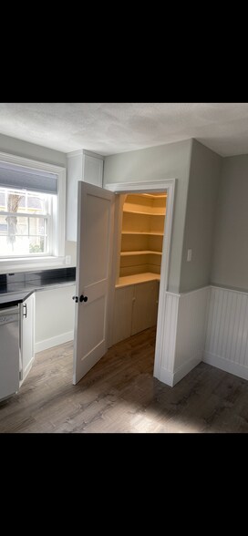 Building Photo - 26 Ward St