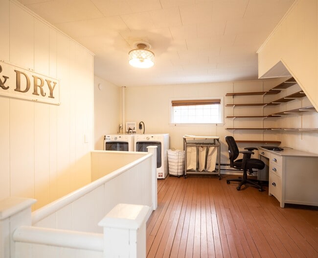 Building Photo - 37 Main Rd N