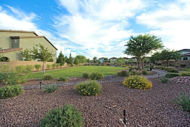 Building Photo - Beautiful 2-story home in a gated community