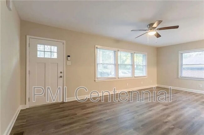 Building Photo - 1760 Spring Ave