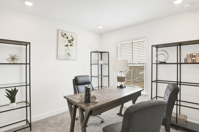 Building Photo - 26979 Prt Washington Ln