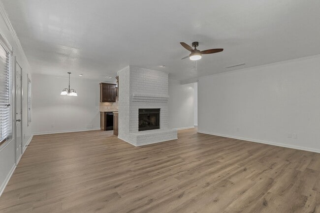 Building Photo - Excellent 3-2-2 Flower Mound Home located ...