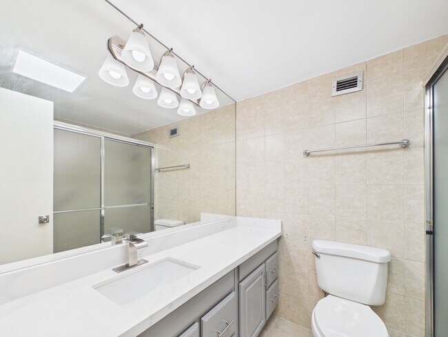 Building Photo - 7510 Hornwood Dr