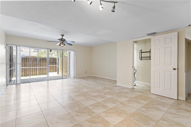 Building Photo - 1357 NW 123rd Ave