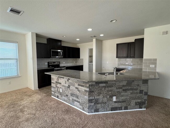 Building Photo - 111 Jasmine Cove