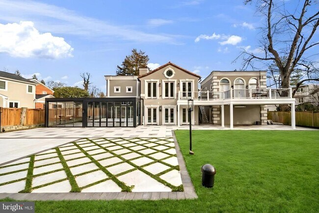 Building Photo - 5306 Bradley Blvd