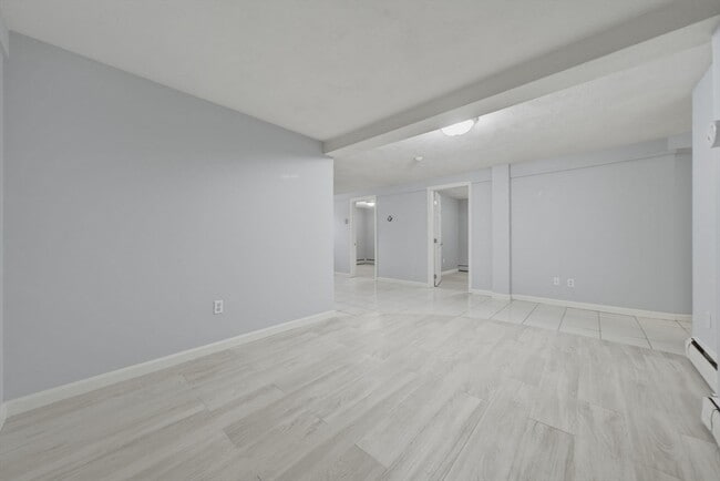 Building Photo - 1 Salem St