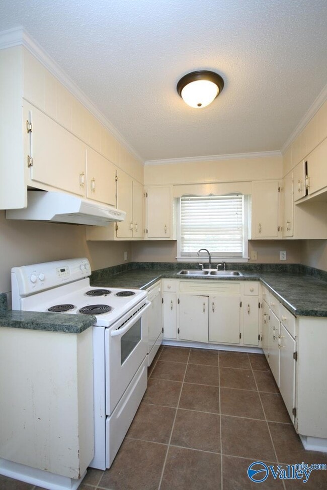 Building Photo - 4412 Gazette Dr SW