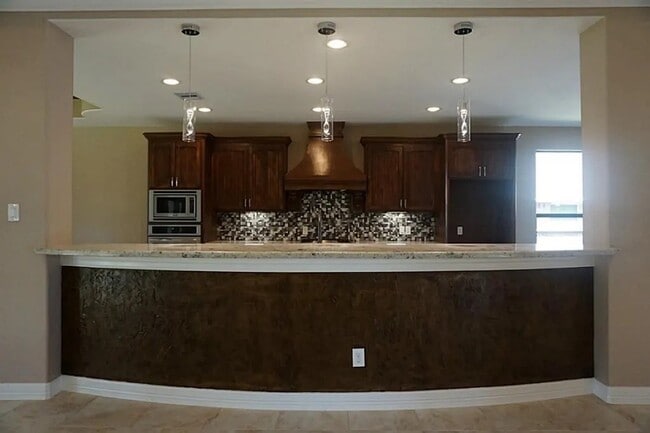 Building Photo - 6510 Durango Dr
