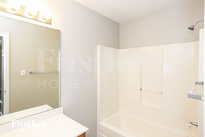 Building Photo - 6713 Rain Creek Way