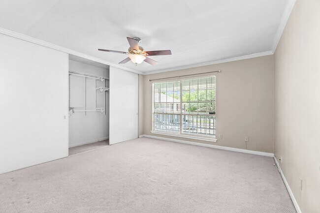 Building Photo - 10438 Jefferson Hwy