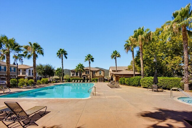 Building Photo - 42910 Avenida Amistad