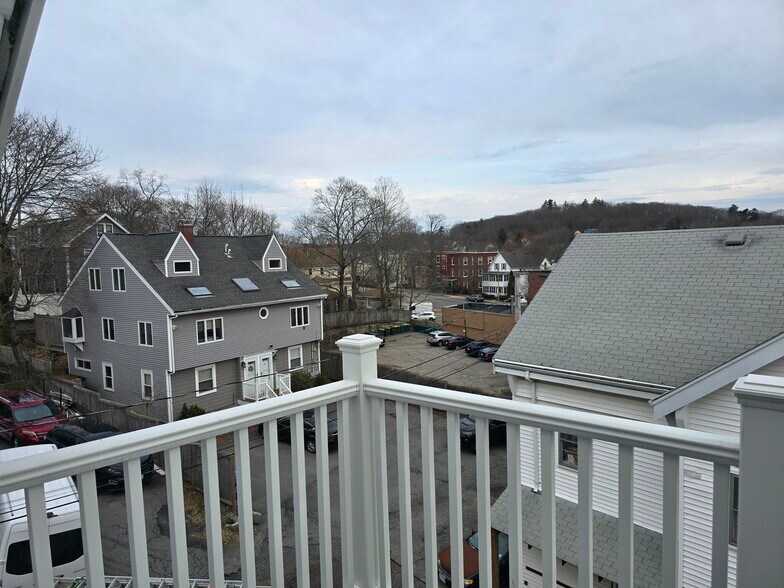 Building Photo - 29 Appleton St