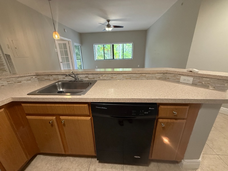 Building Photo - 2445 SW 18th Terrace