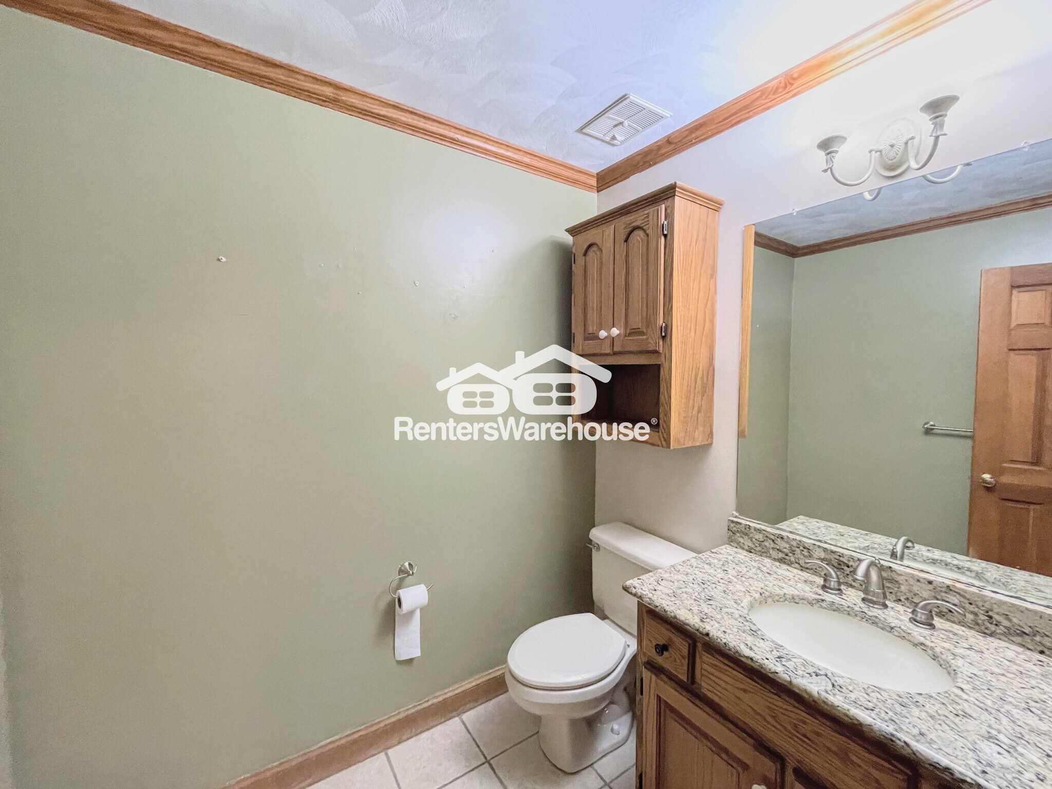 Building Photo - 344 Cedar Ln