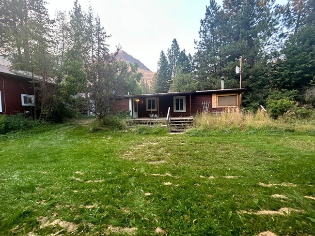 Building Photo - 15295 US-12