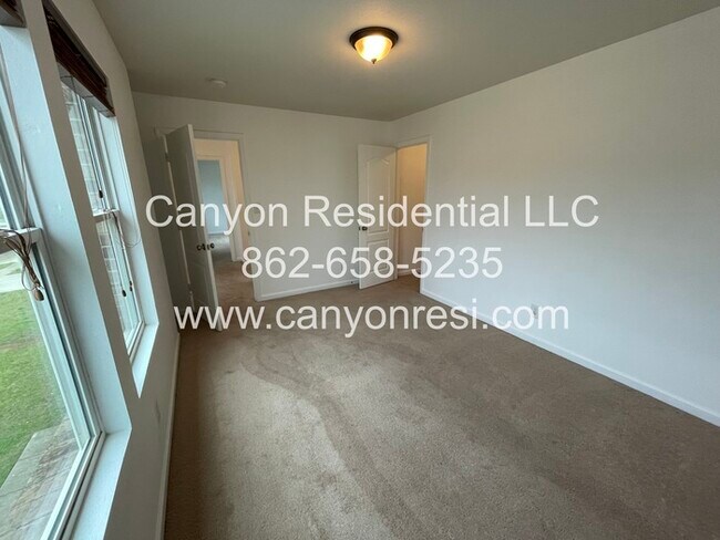 Building Photo - 177 Sagebrook Dr