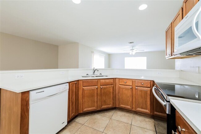 Building Photo - 480 Danube Dr