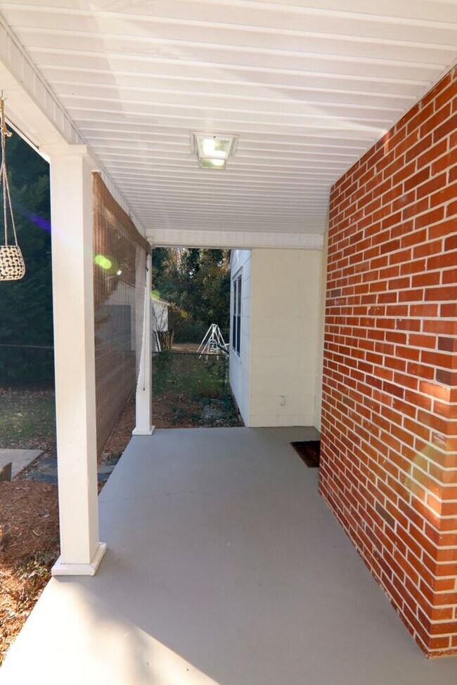 Building Photo - Rock Hill!  Beautiful home available!