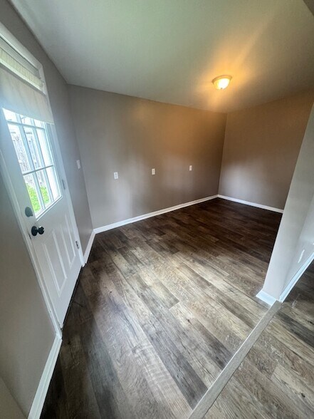 Office Space - 4313 Alder Dr