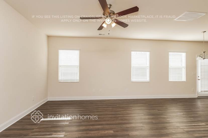 Building Photo - 212 Sassafras Rd