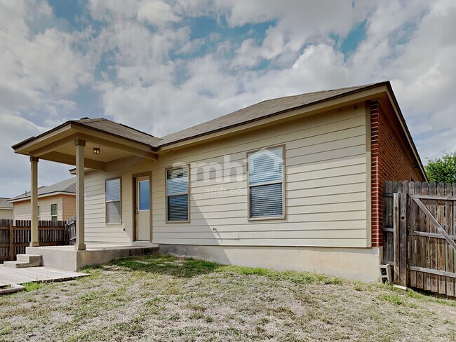 Building Photo - 5707 Sendero Spring