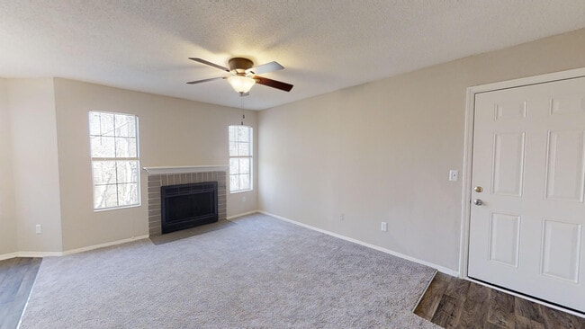 Living Room - Safire at Matthews
