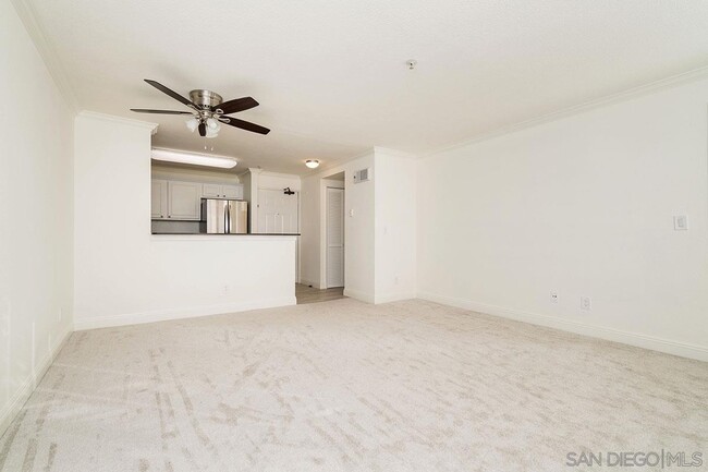 Building Photo - 3550 Lebon Dr