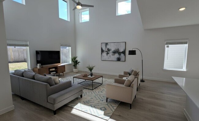 Building Photo - 30635 Windermere Peaks Ln