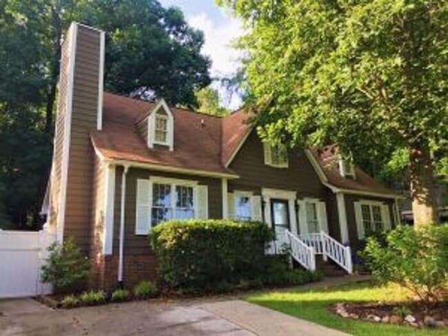 Primary Photo - 517 Coldstream Dr