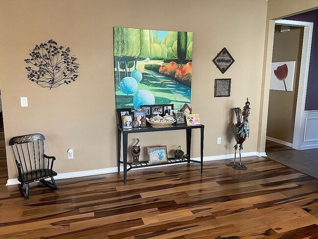 Building Photo - 27 Lacebark Ln