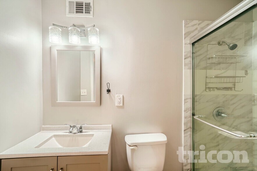 Building Photo - 635 Garden Grove Dr NW