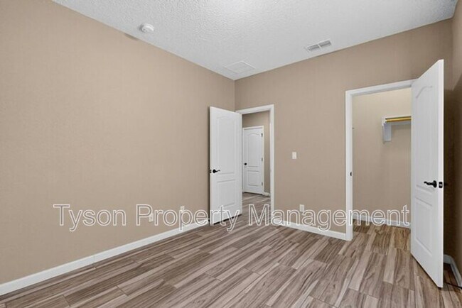 Building Photo - 8727 Placitas Roca Rd