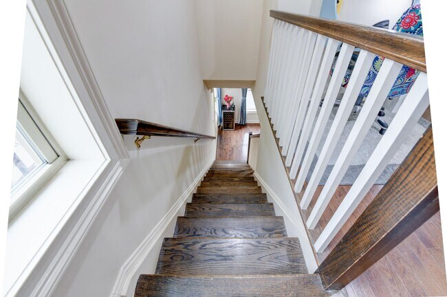 Building Photo - 1625 Paterson Plank Rd