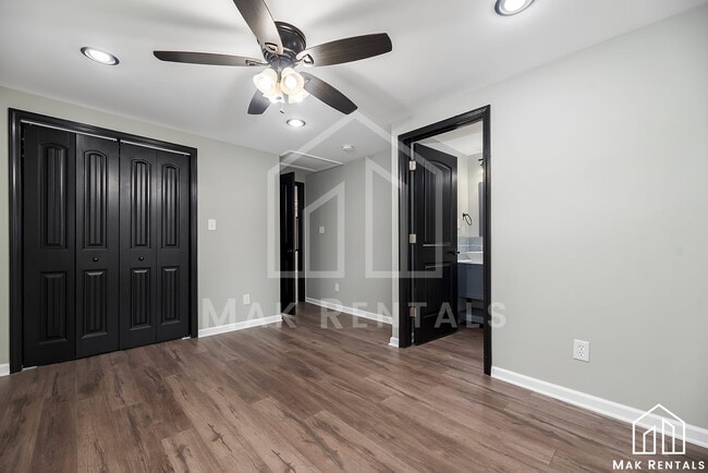 Building Photo - Cloaninger