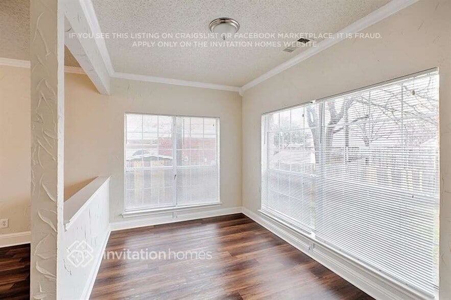 Building Photo - 5507 Bradley Ct