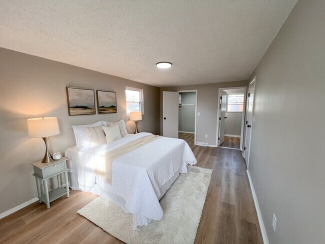 Building Photo - 7034 Rockhaven Pl