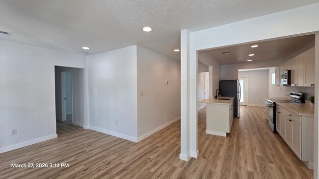 Building Photo - MUST SEE!! Woodlawn Lake  3 Bedroom 2 Full Bath Full Rehab