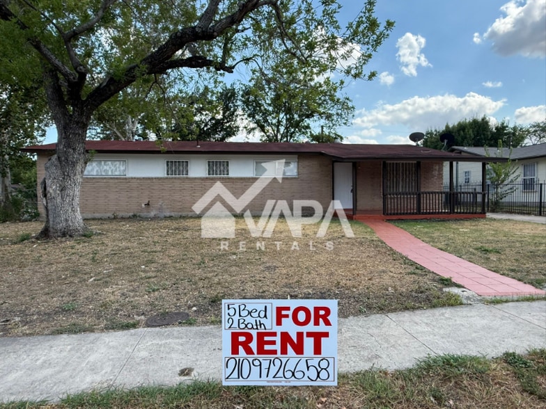 Building Photo - 7802 Quirt Dr