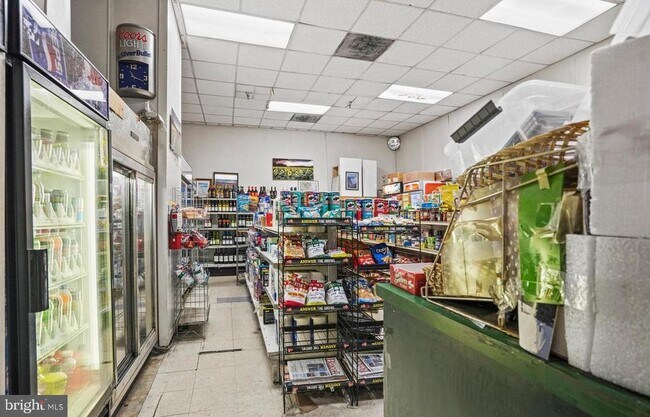 Building Photo - 4515 Willard Ave