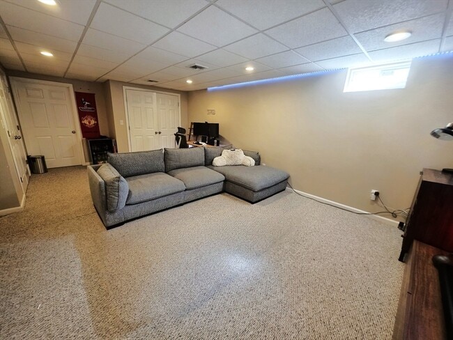 Building Photo - 429 Gallivan Blvd