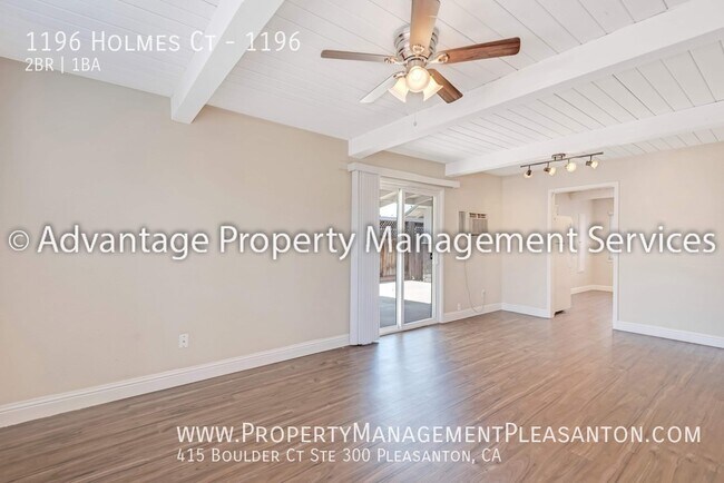 Primary Photo - 1196 Holmes Ct