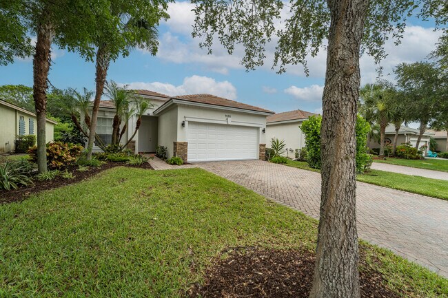Building Photo - 9588 SW Flowermound Cir