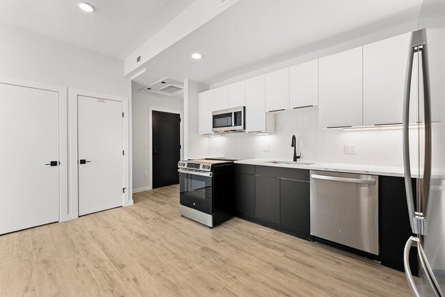 Building Photo - 24-28 Mt Pleasant St