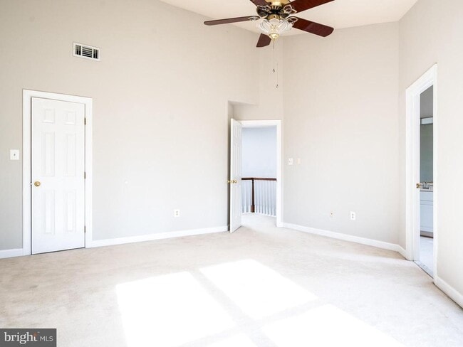 Building Photo - 2155 Wolftrap Ct