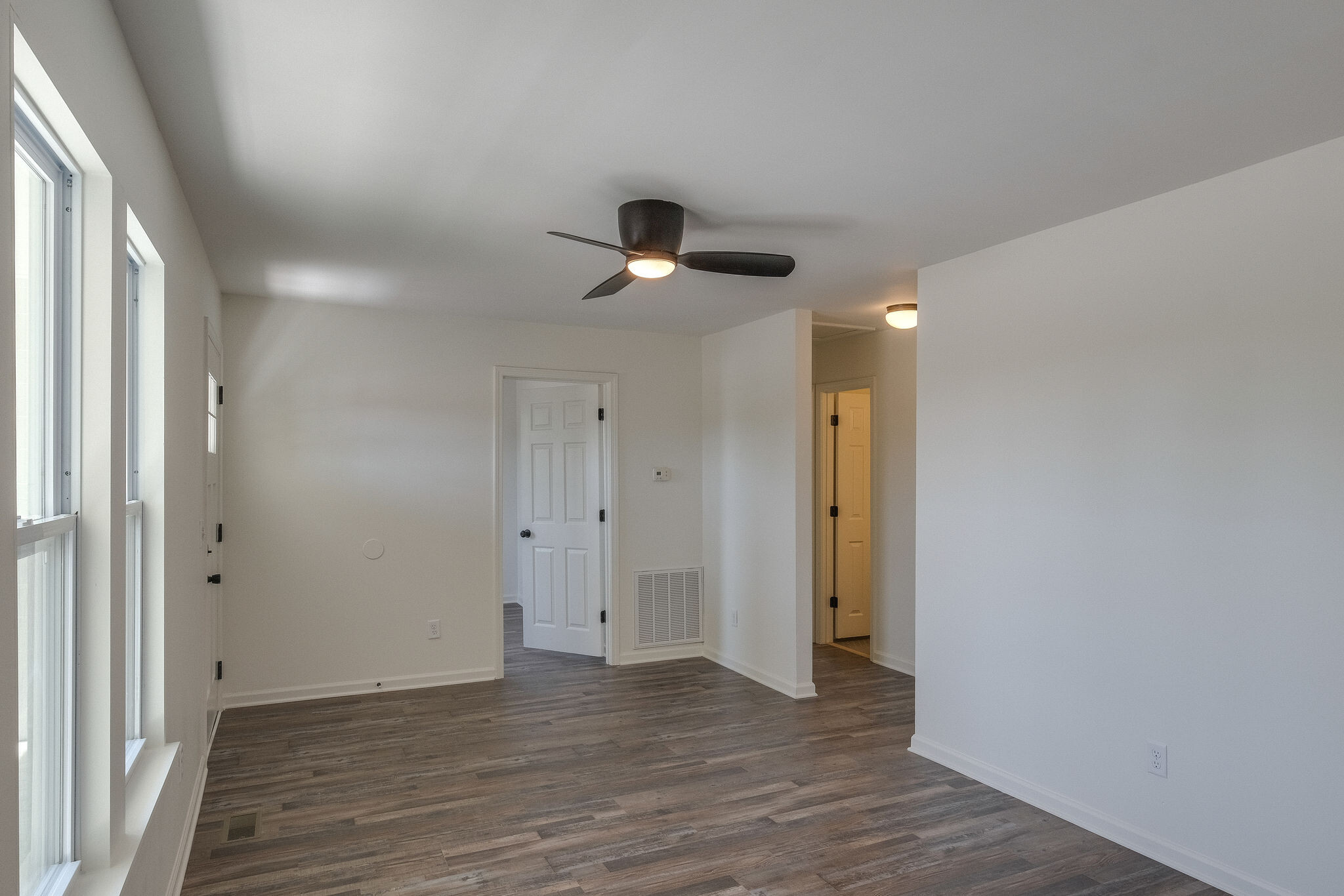 Building Photo - 2302 Osage St