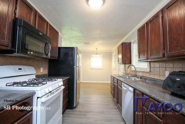 Building Photo - 3 bedroom 2 bath in Bossier!